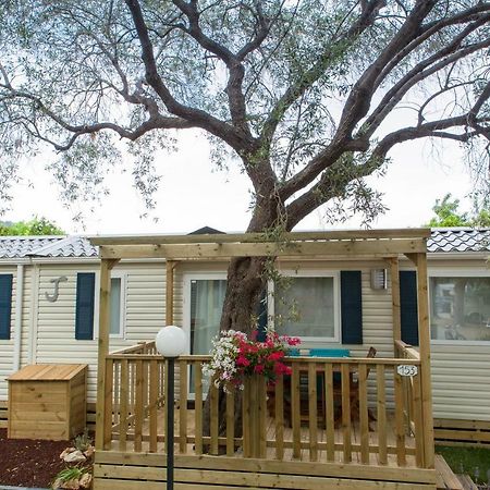 Camping Delfino Albenga Luaran gambar