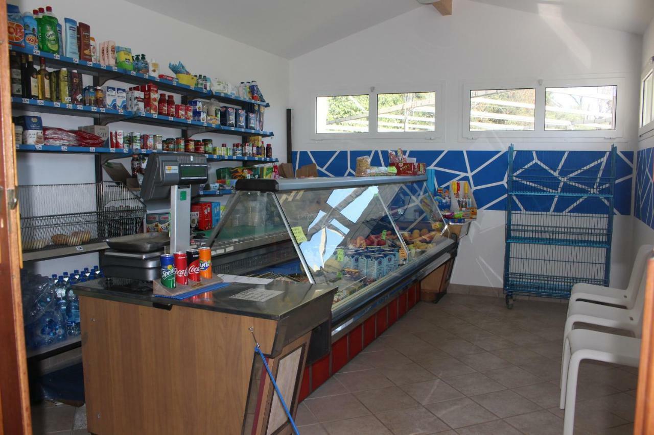 Camping Delfino Albenga Luaran gambar